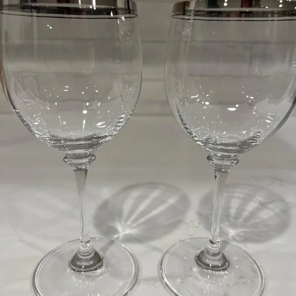 Mikasa Stephanie Platinum Rimmed Wine Glasses; NWOT - Picture 4 of 6